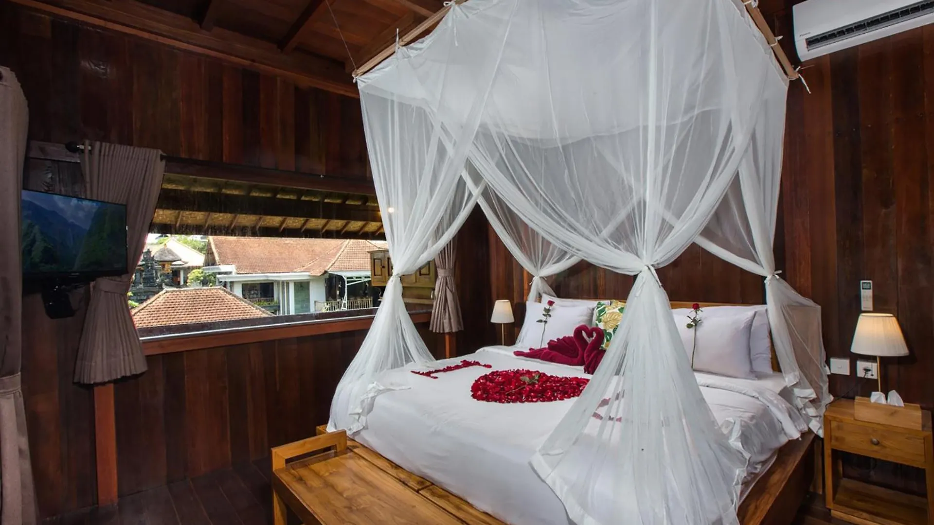 Ubudku Villas 2*, Ubud